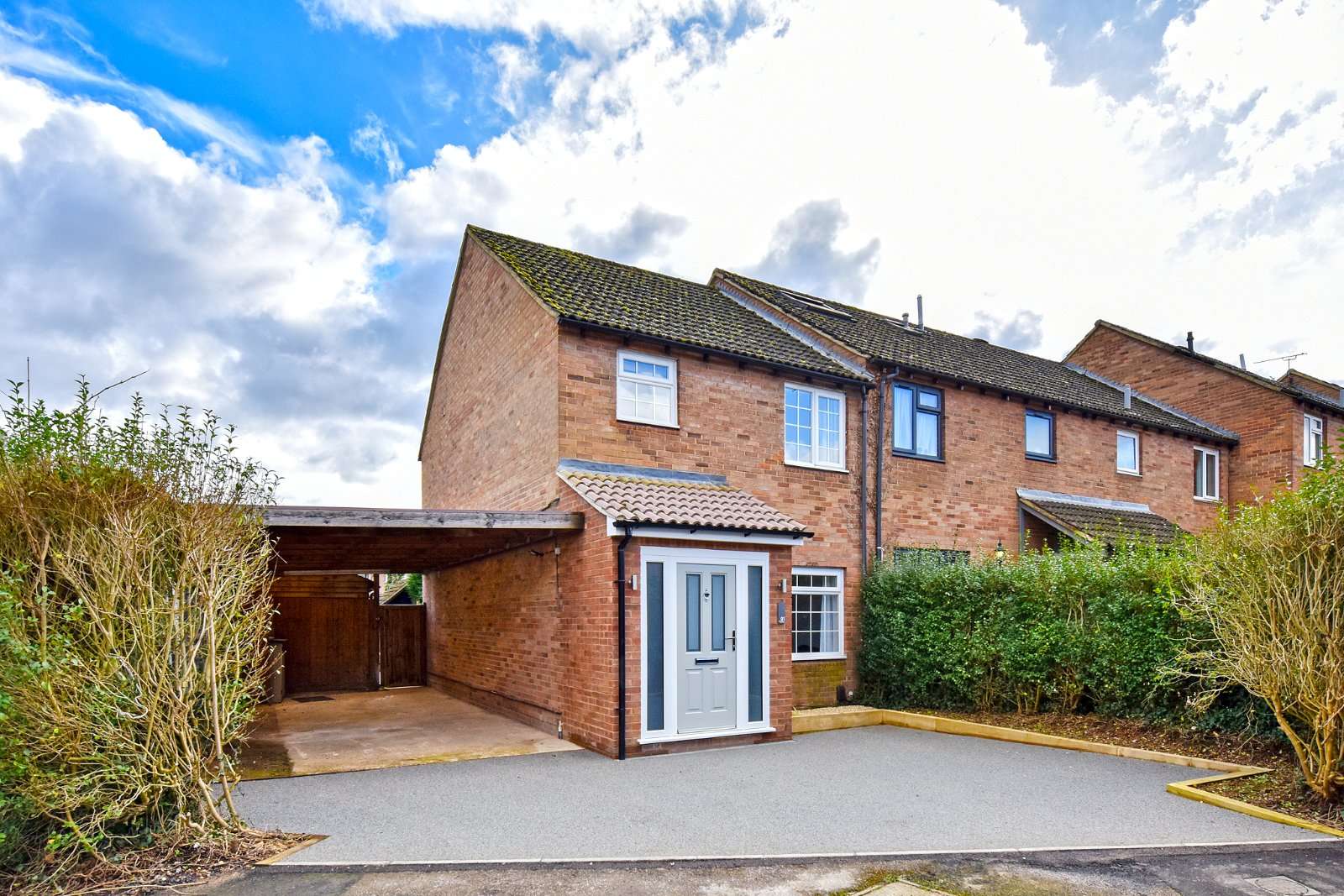 Churchill Drive, Marlow, Buckinghamshire, SL7 1TN Property to rent