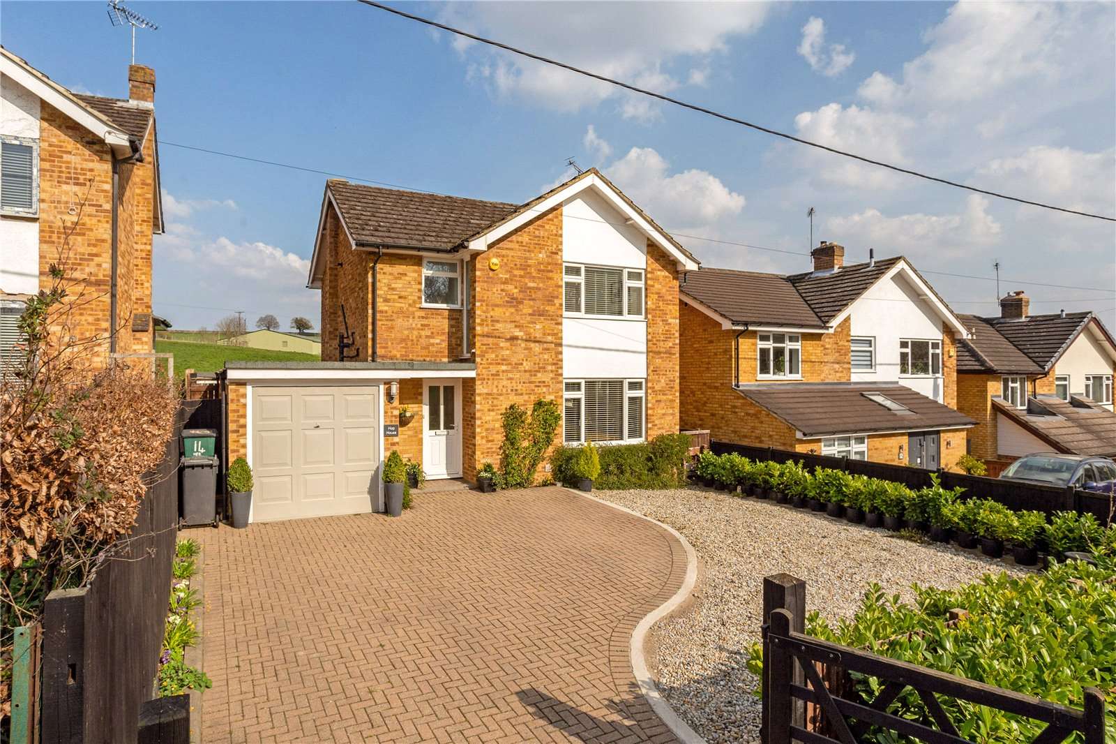 Hill Farm Road, Marlow, Buckinghamshire, SL7 3LU Bất động sản để bán