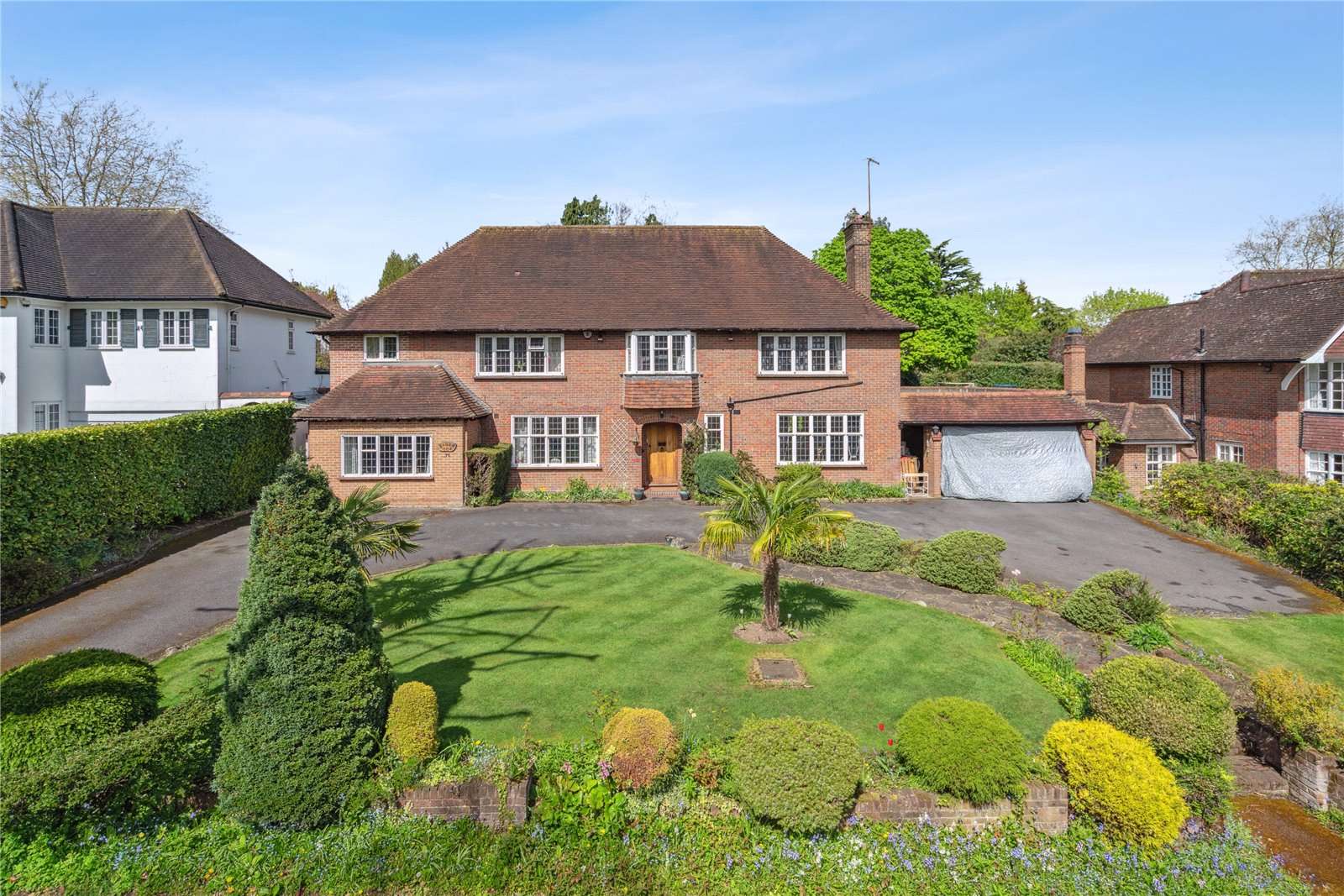 Main Avenue, Northwood, Hertfordshire, HA6 2LQ Property for sale