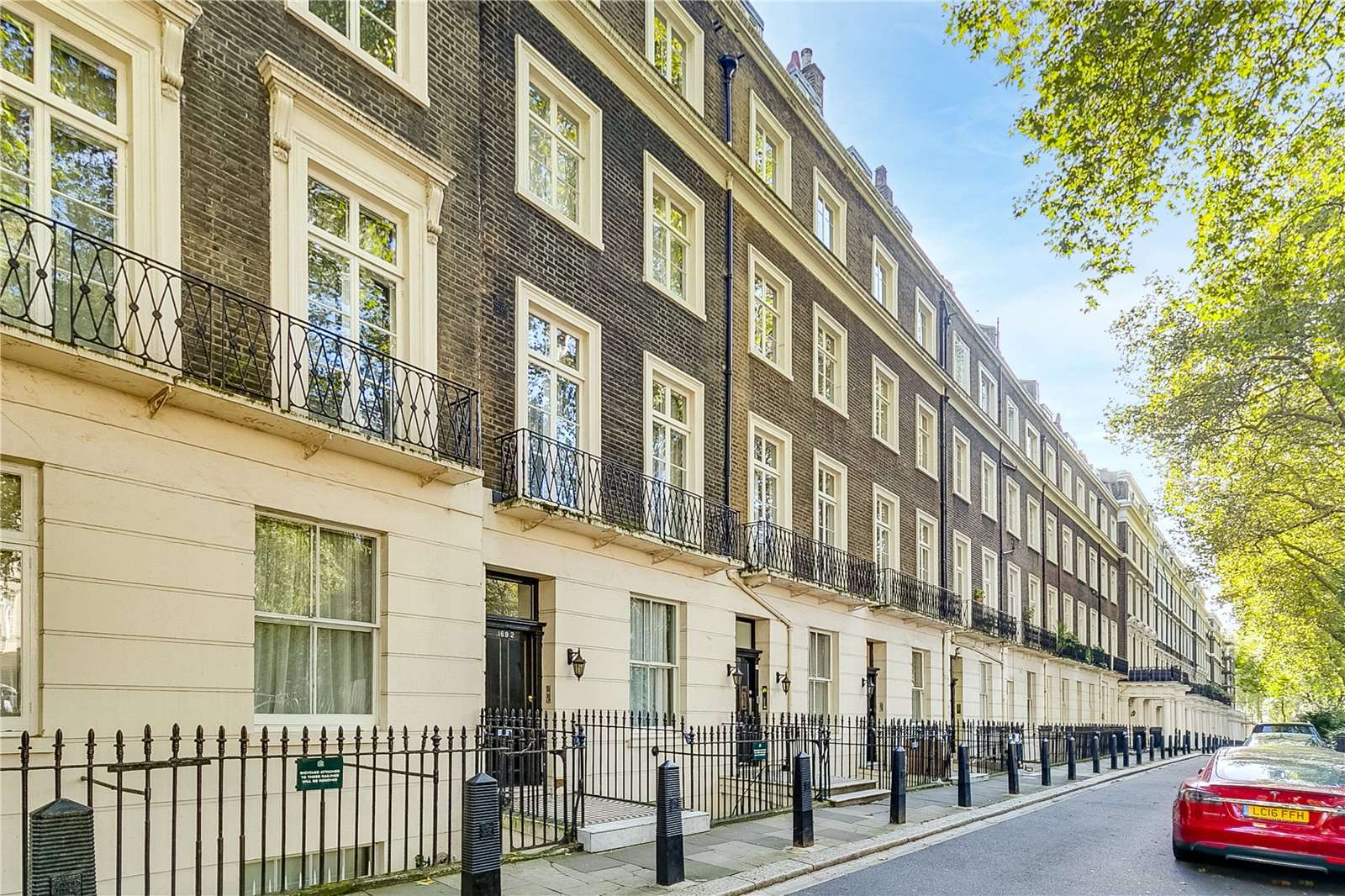 Sussex Gardens, London, W2 2RH คุณสมบัติ ให้เช่า Savills