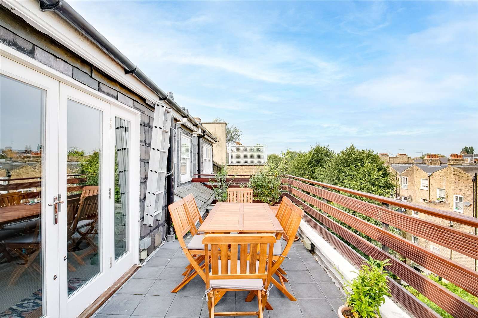 Bassett Road, North Kensington, London, W10 6JL Property for sale