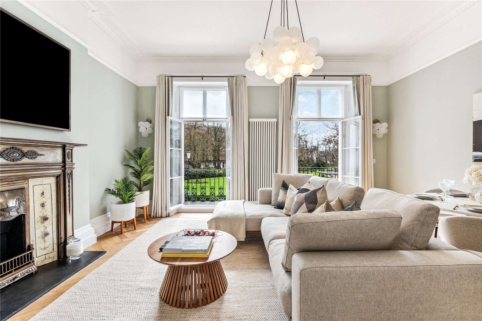 Royal Crescent, London, W11 4SL Property for sale Savills