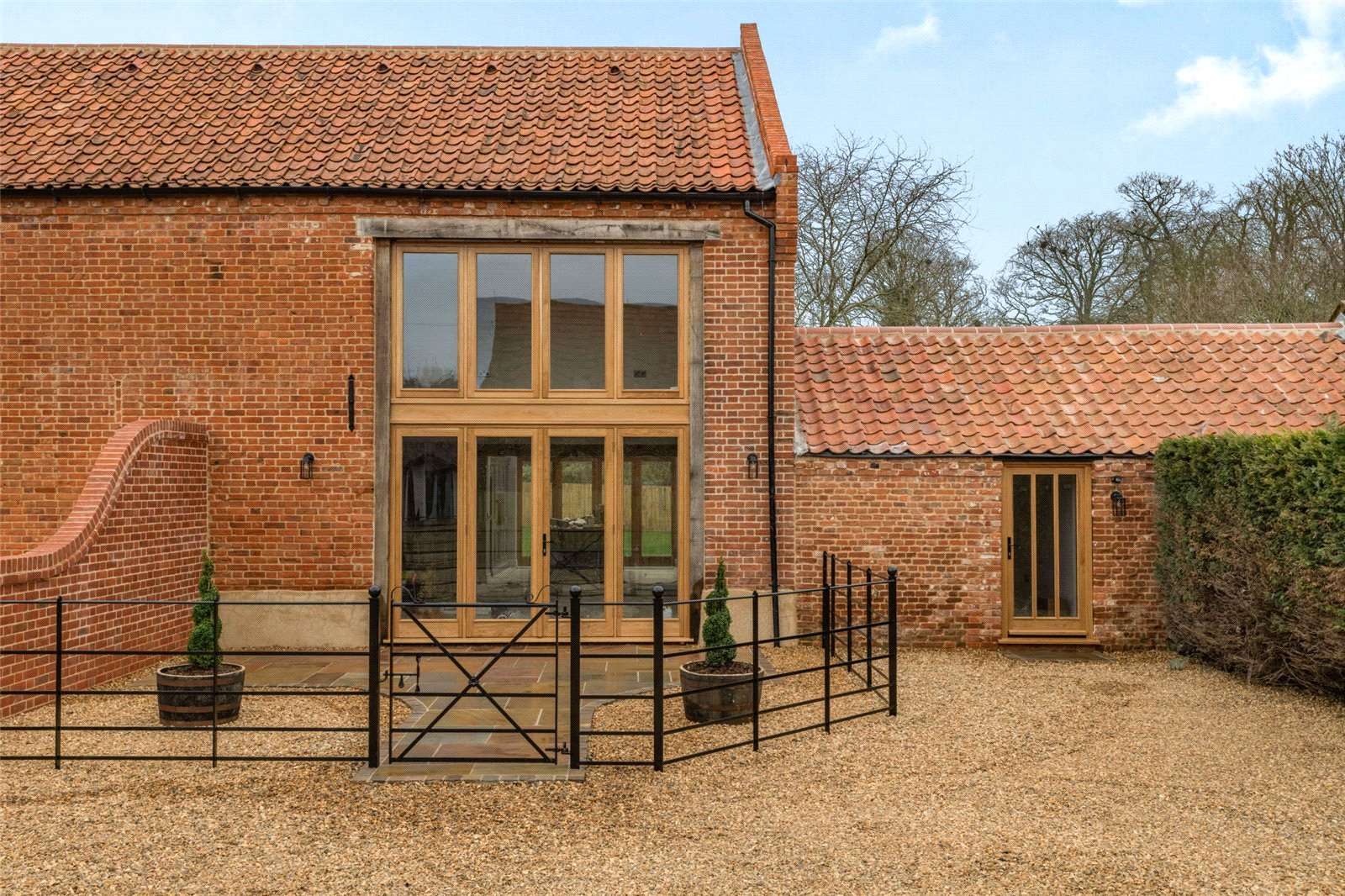 Church Farm Barns, Brandiston, Norwich, Norfolk, NR10 4PJ บ้านใหม่