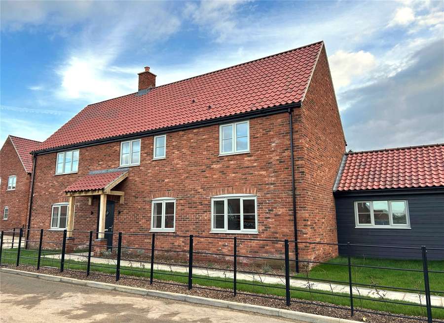 The Woburn, Fairways, Yarmouth Road, Blofield, NR13 4JS New homes for