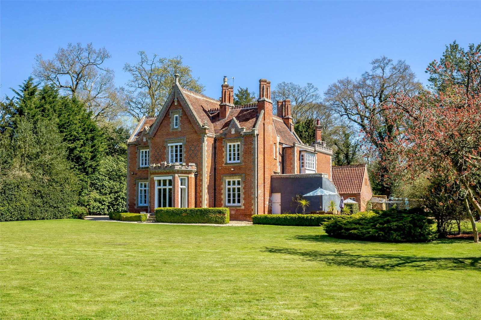 Savills Low Road, Bressingham, Diss, Norfolk, IP22 2AA Property for