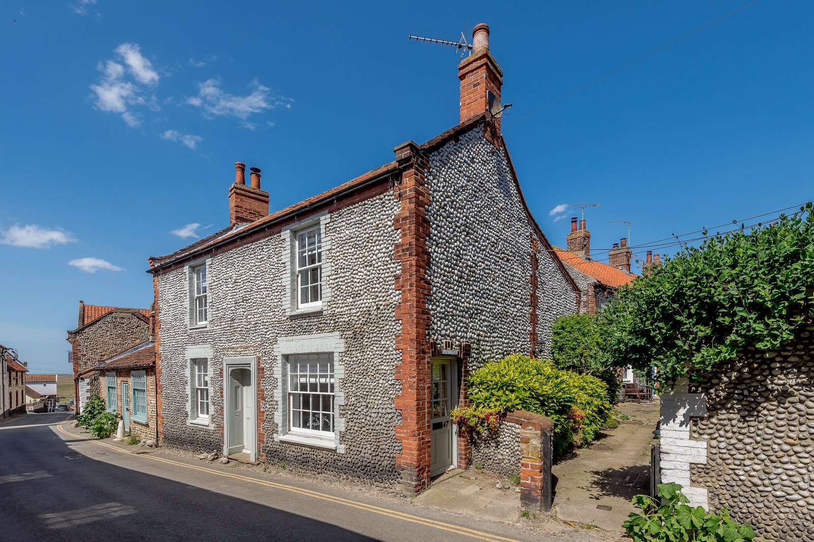 Savills High Street, Blakeney, Holt, Norfolk, NR25 7NA Properties