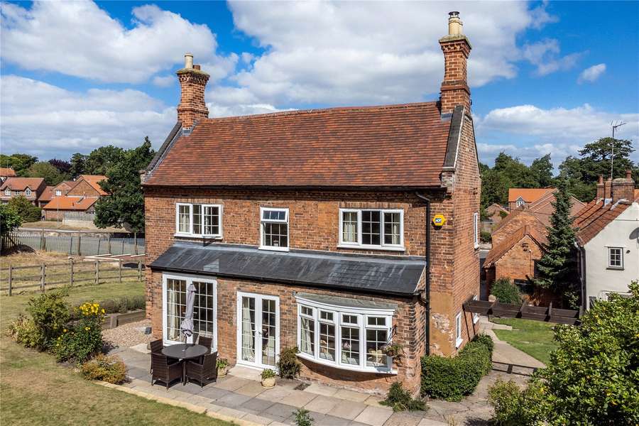 Main Street, Calverton, Nottingham, Nottinghamshire, NG14 6FE