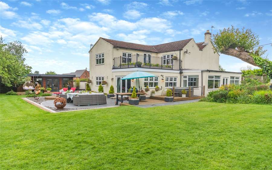 Brick Kiln Lane, Shepshed, Loughborough, Leicestershire, LE12 9EL