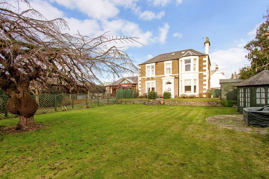 Park House, 12 Park Avenue, Carnoustie, Angus, DD7 7JA Property for