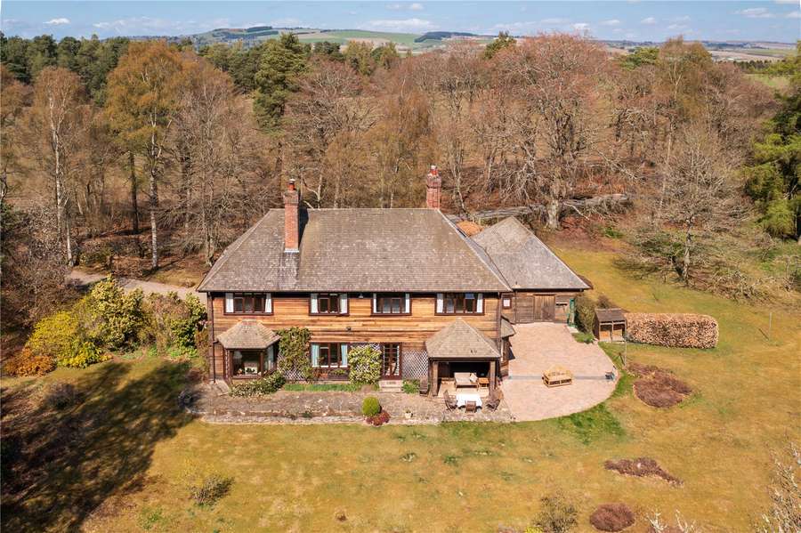 Cruivie, Parkhead Road, Blairgowrie, Perthshire, PH10 6LW Property