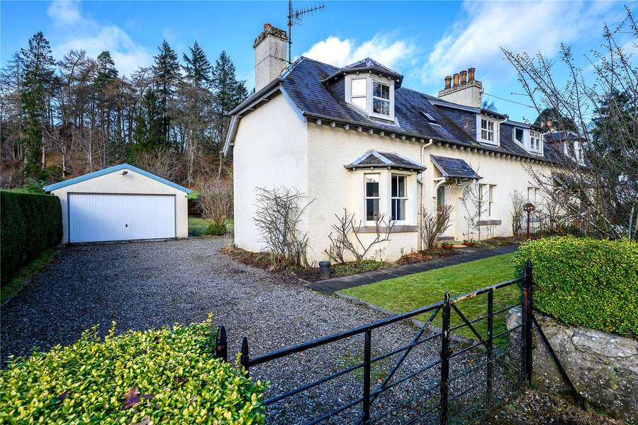 Woodside, Strathtay, Pitlochry, Perthshire, PH9 0PJ คุณสมบัติ รอขาย