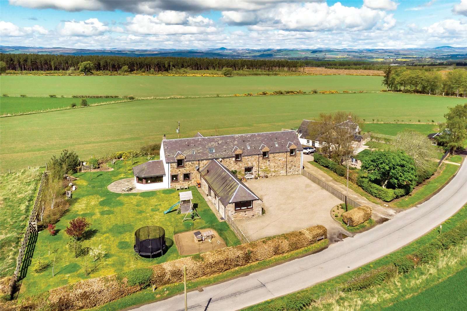 Hillocks Steading, Burrelton, Blairgowrie, Perthshire, PH13 9PX