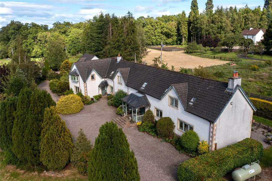 Millholm House, Tullibardine, Auchterarder, Perthshire, PH3 1JX
