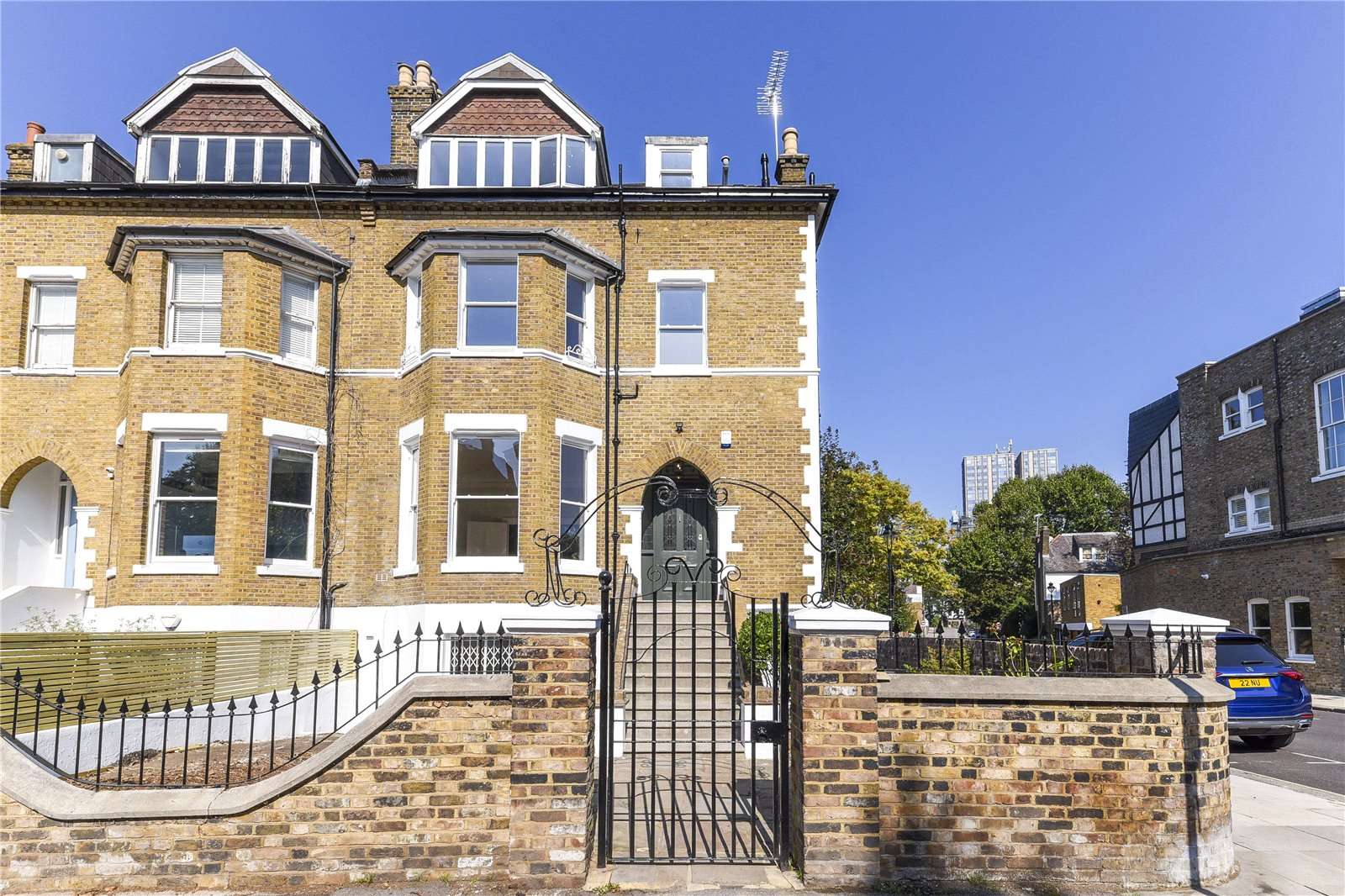 Elsworthy Road, Primrose Hill, London, NW3 3DL Property to rent Savills