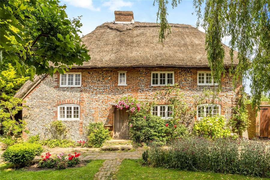 Savills Poling Street Poling Arundel West Sussex Bn18 9ps