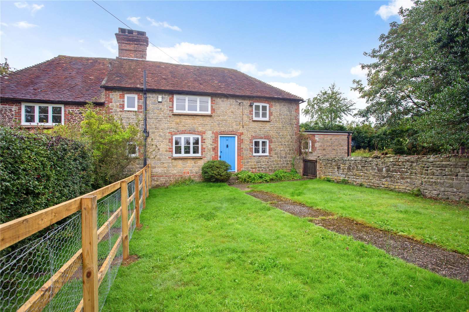 Coates, Fittleworth, Pulborough, West Sussex, RH20 1ES Property for