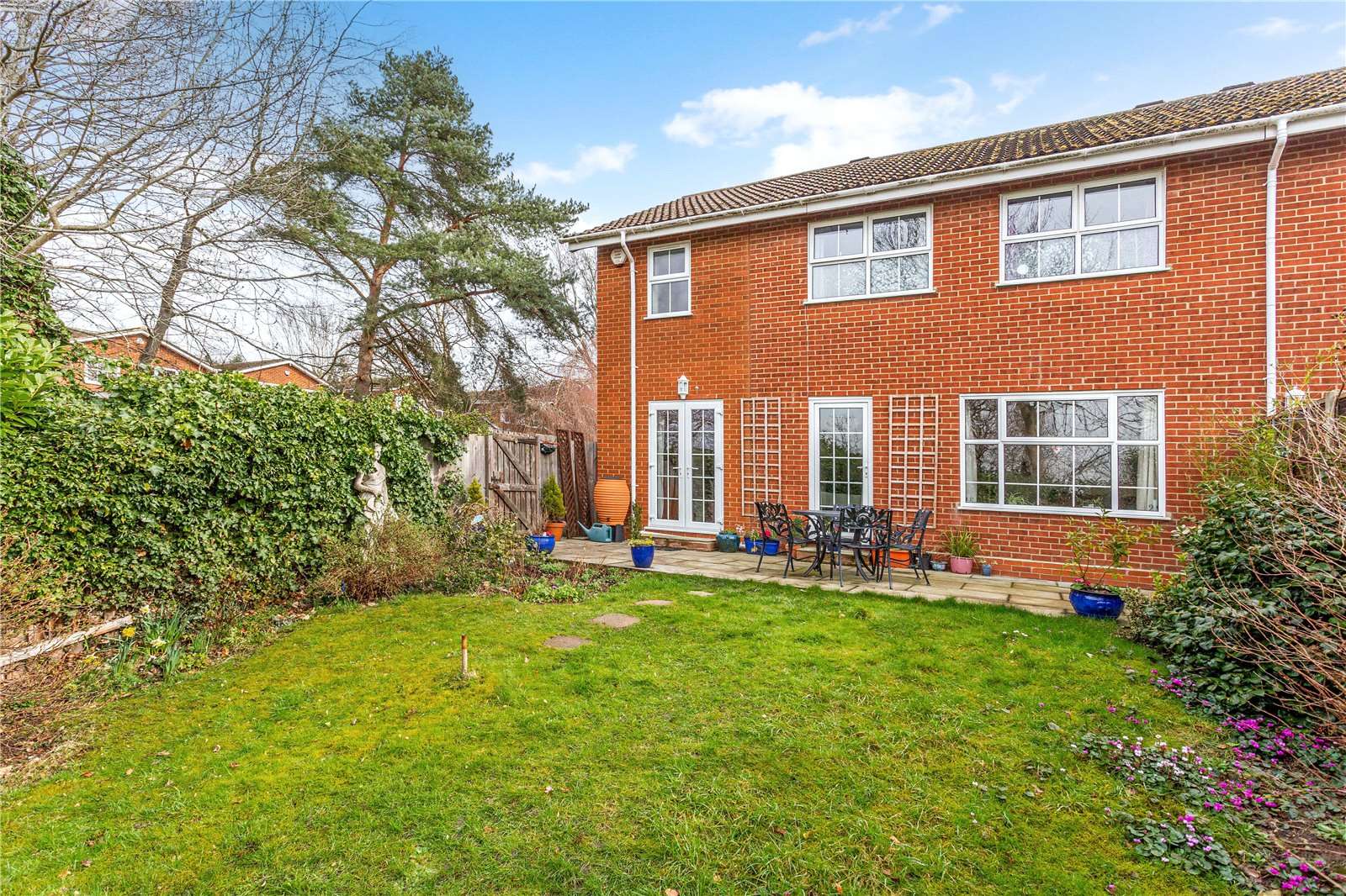 Windmill Drive, Croxley Green, Rickmansworth, Hertfordshire, WD3 3FE