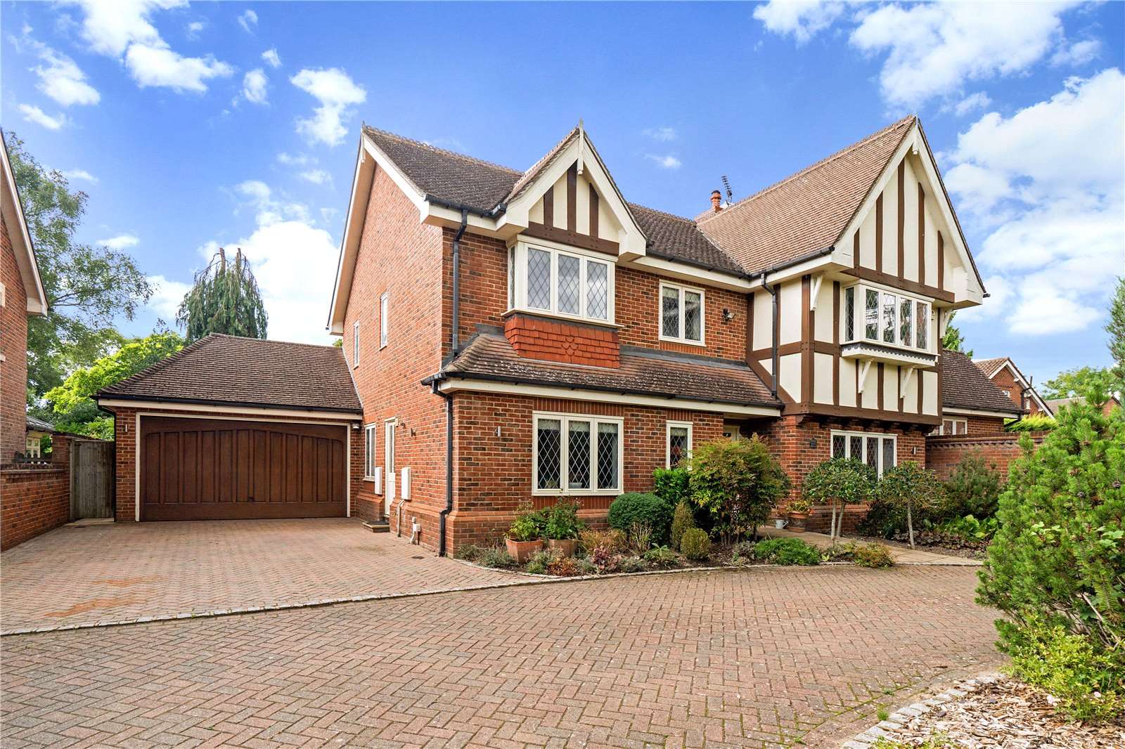 Warwick Mews, Croxley Green, Rickmansworth, Hertfordshire, WD3 3ES