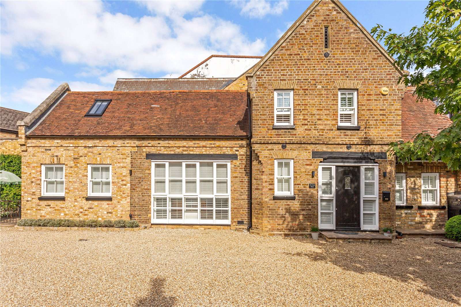 Church Street, Rickmansworth, Hertfordshire, WD3 1BS Property for