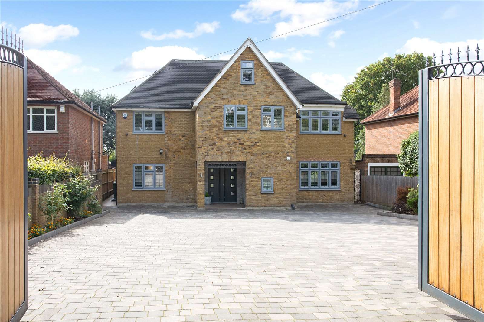 Hempstead Road, Watford, Hertfordshire, WD17 3HF Property for sale