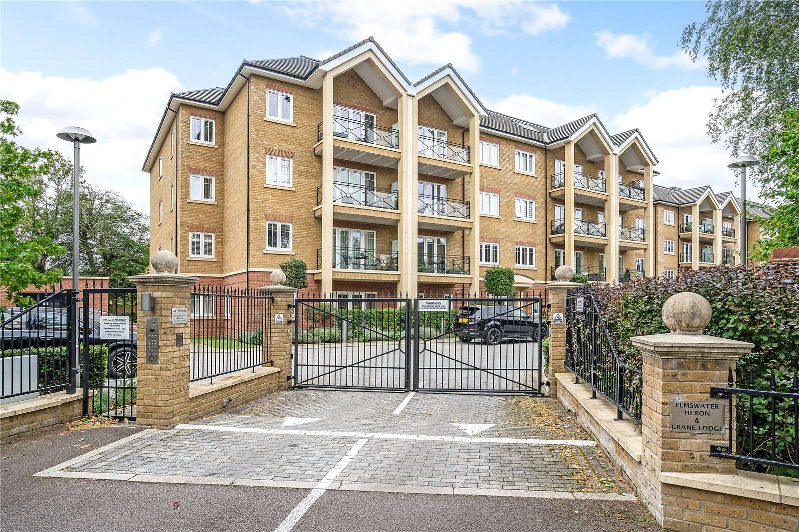 Wharf Lane, Rickmansworth, Hertfordshire, WD3 1GF Property for sale