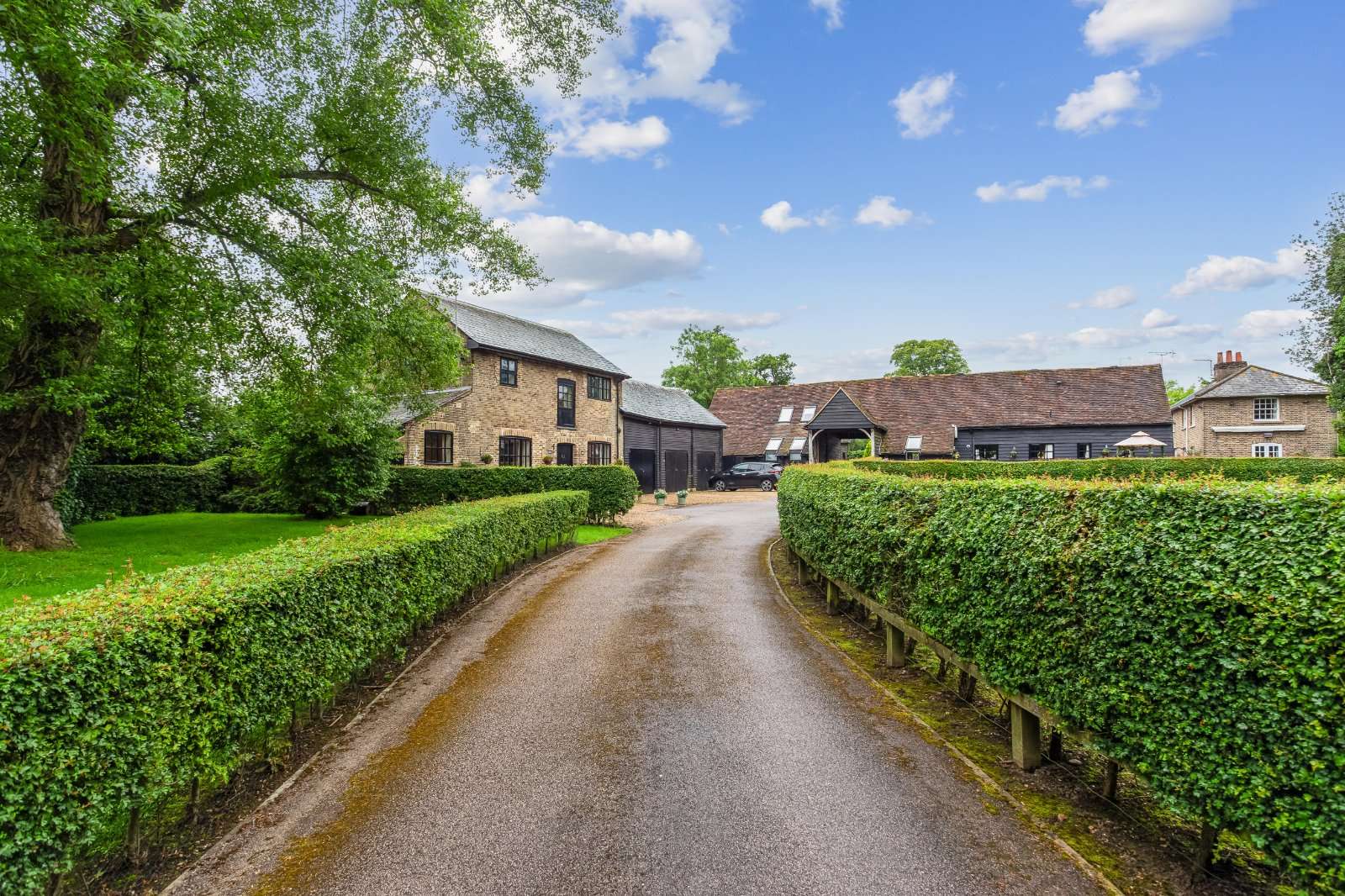 Redhall Lane, Chandlers Cross, Rickmansworth, Hertfordshire, WD3 4LS