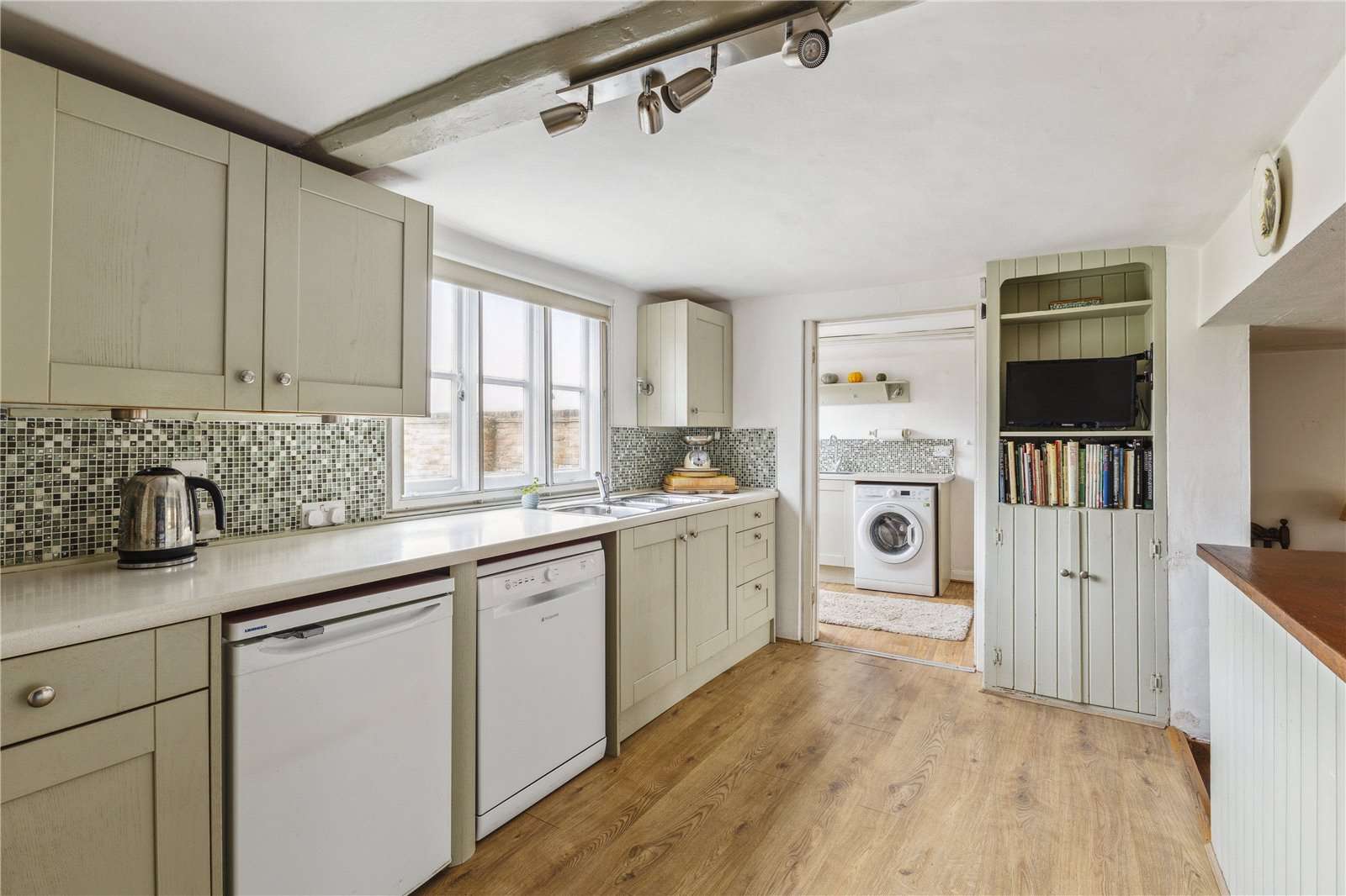Bucks Hill, Kings Langley, Hertfordshire, WD4 9AS | Property for sale | Savills - Näkymä 5