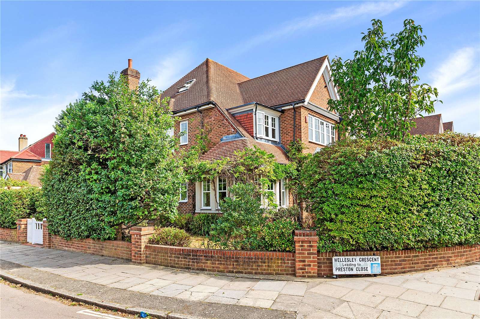 Wellesley Crescent, Twickenham, TW2 5RT Eigentum zum Kaufen Savills