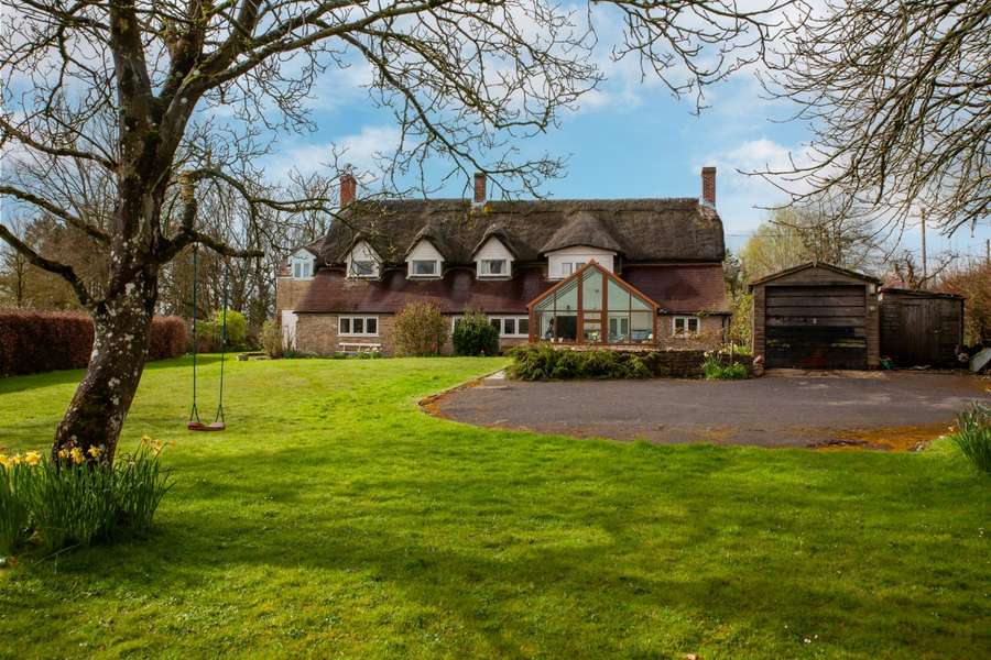 Stroud Common, Silton, Gillingham, Dorset, SP8 5PN Property for sale