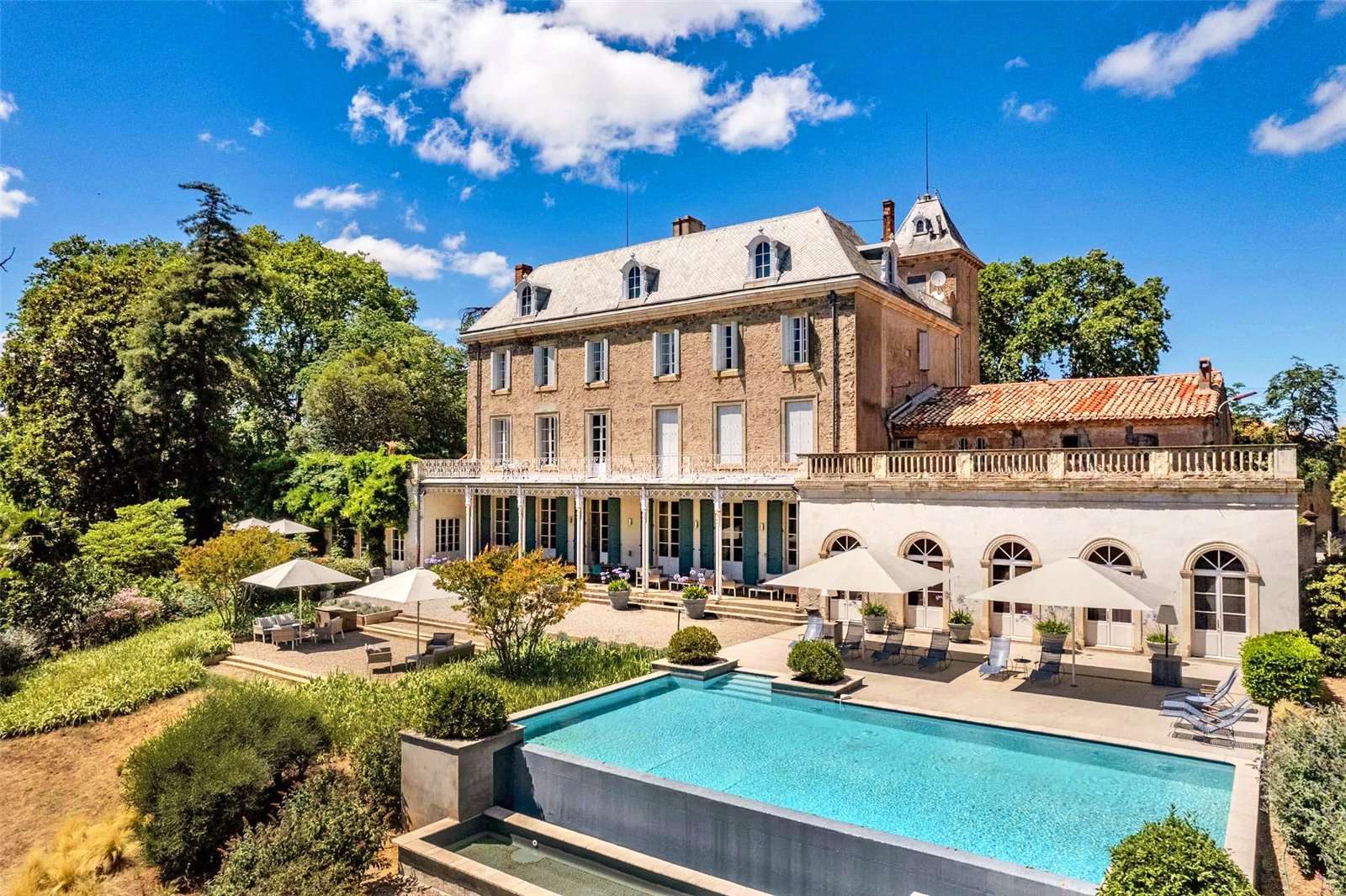 Castle / Chateaux for Sale in Aude, UK