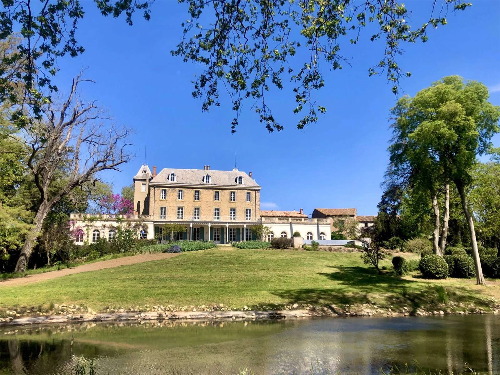Castle / Chateaux for Sale in Aude, UK