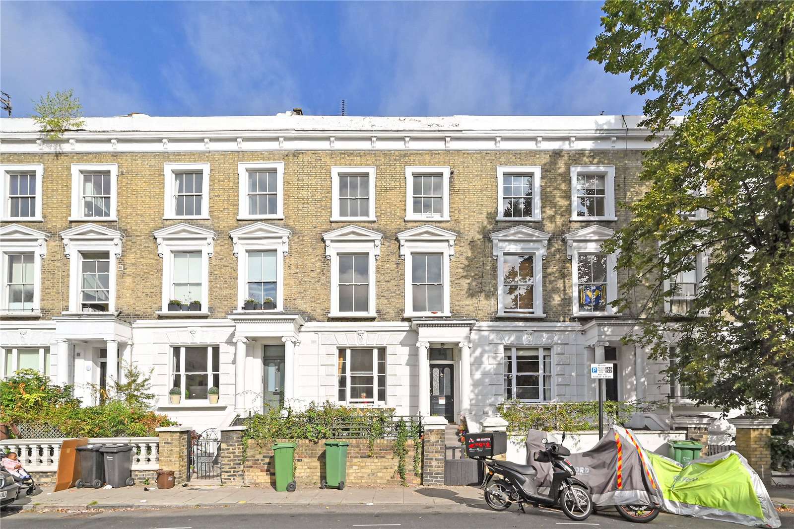 Belsize Road, South Hampstead, London, NW6 4BG คุณสมบัติ รอขาย Savills