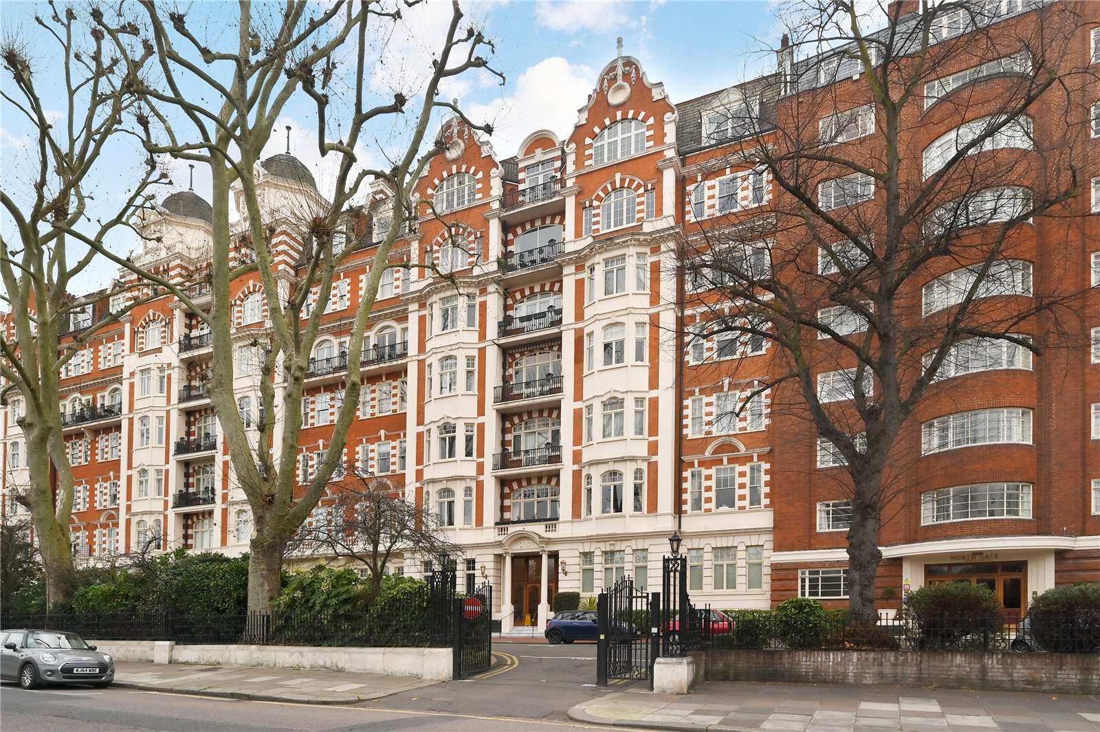 North Gate, Prince Albert Road, St John's Wood, London, NW8 7EJ