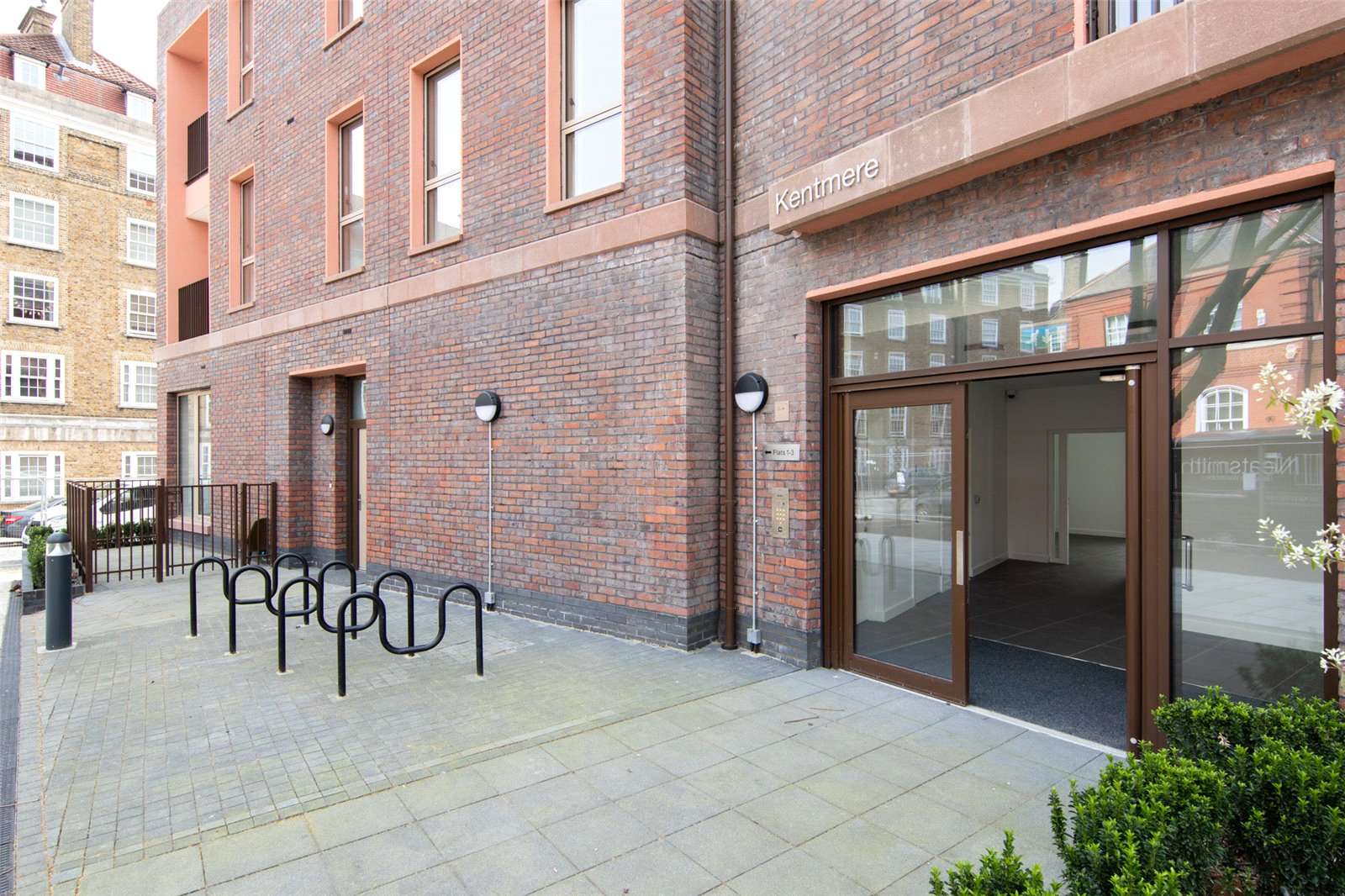 Redhill Street atelieryuwa.ciao.jp