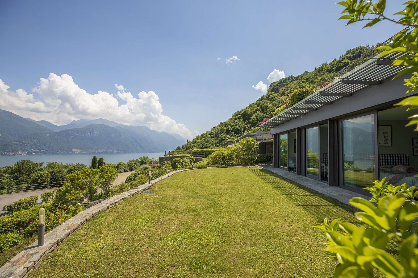 Lakeview Apartment, Via Delle Brughiere, Menaggio, Lake Como Property