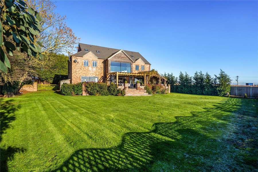 Sommer Close, Thorney, Peterborough, Cambridgeshire, PE6 0FF Property