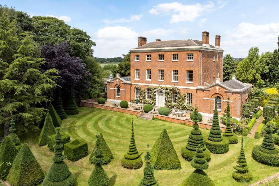 Cressy Hall, Cawood Lane, Gosberton, Spalding, Lincolnshire, PE11 4JD