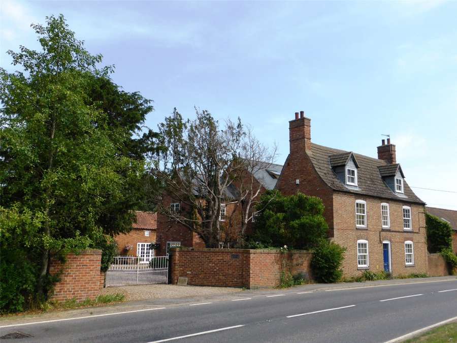 Spinney Farmhouse, Dowsby, Bourne, Lincolnshire, PE10 0TL Property