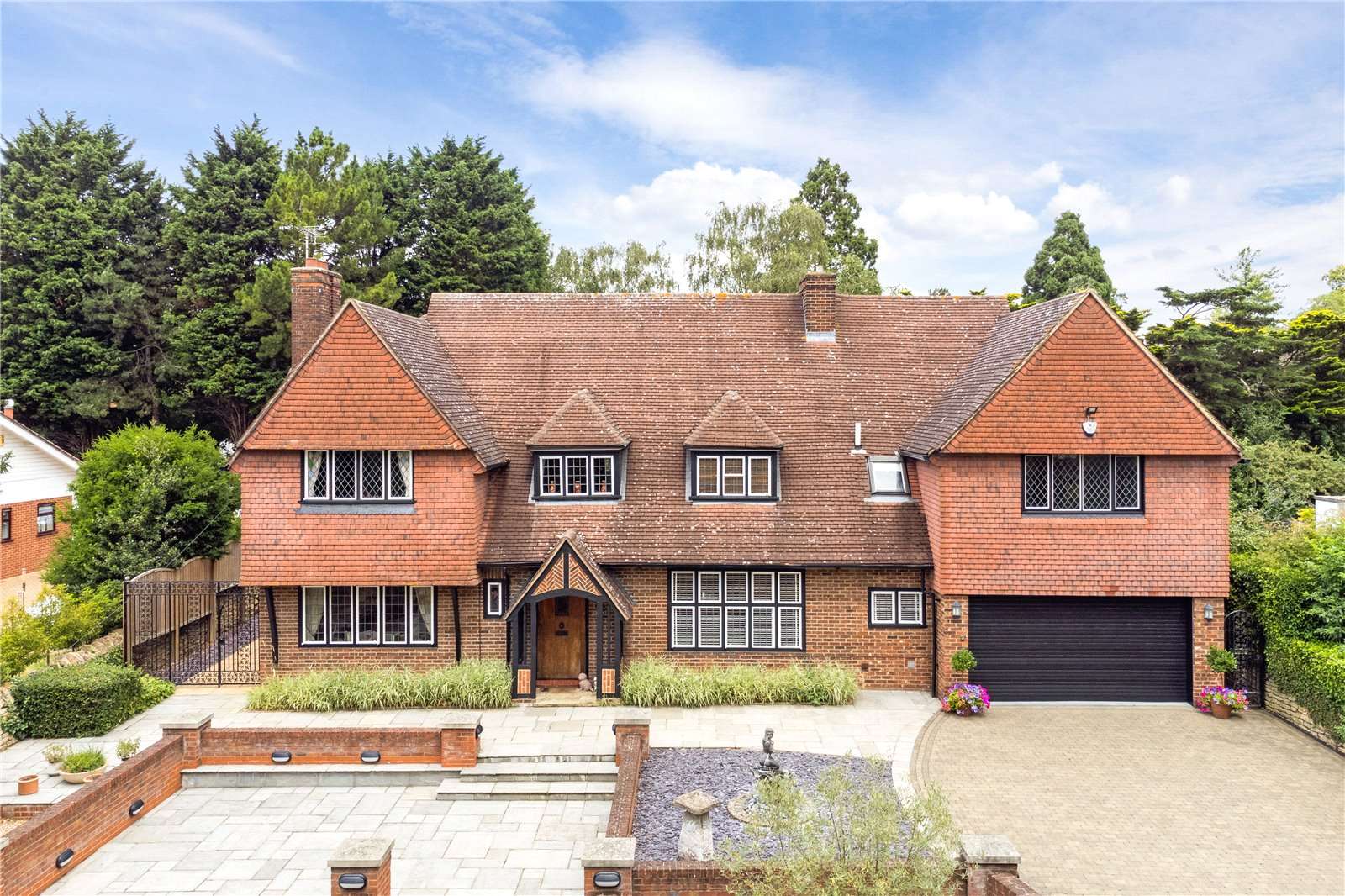 Thorpe Road, Peterborough, Cambridgeshire, PE3 6JJ Property for sale