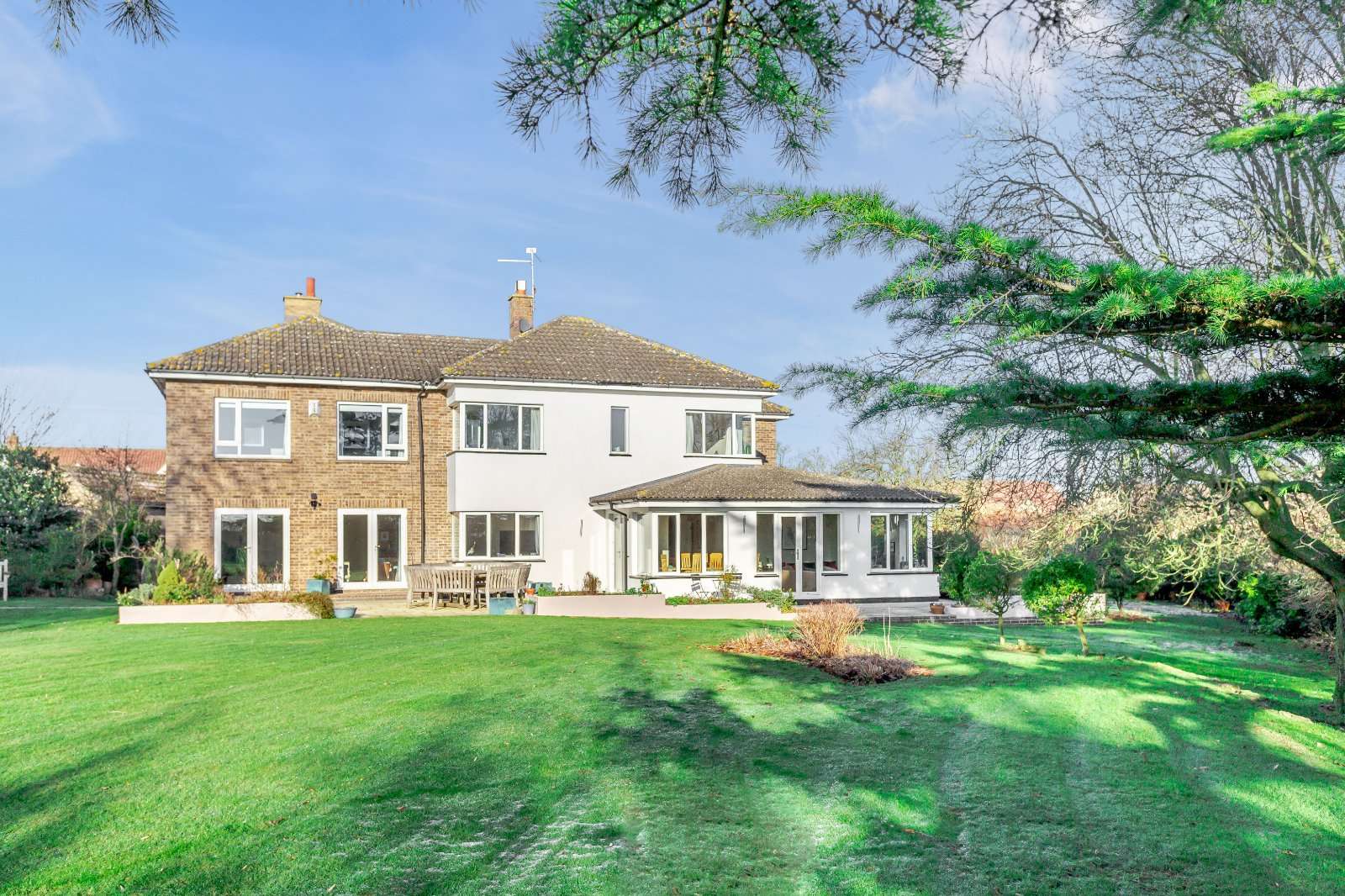 Swallow Hill, Thurlby, Bourne, Lincolnshire, PE10 0JD Property for