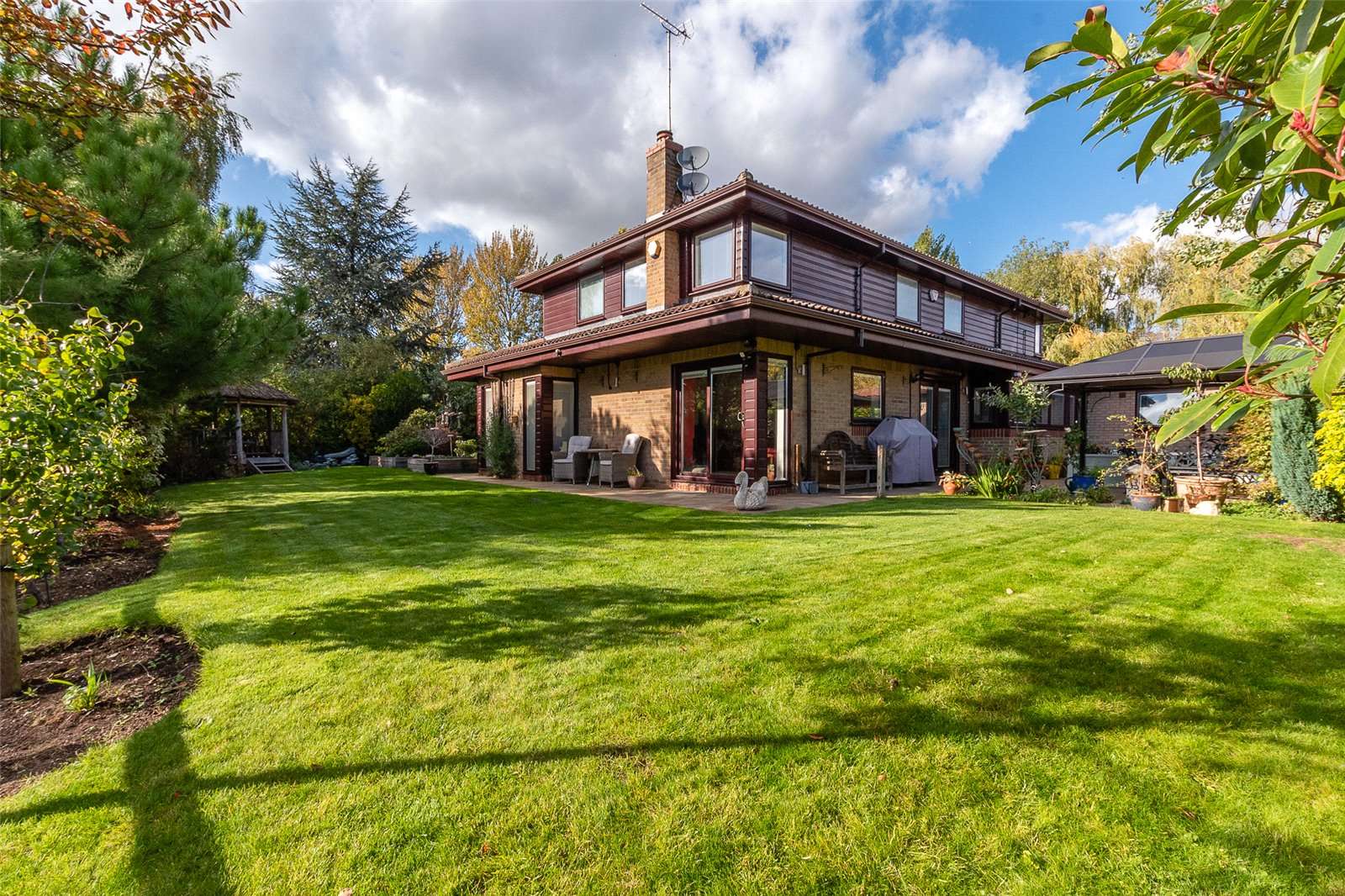 Thorpe Meadows, Peterborough, Cambridgeshire, PE3 6GA Property for