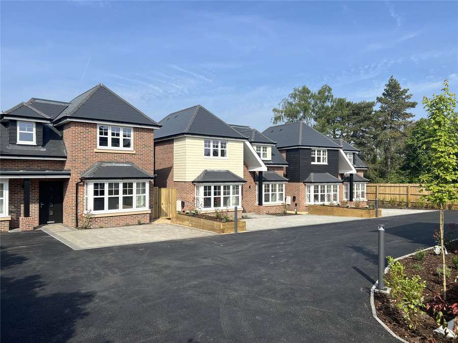 Oaks Drive, St. Leonards, Ringwood, Hampshire, BH24 2QR New homes for