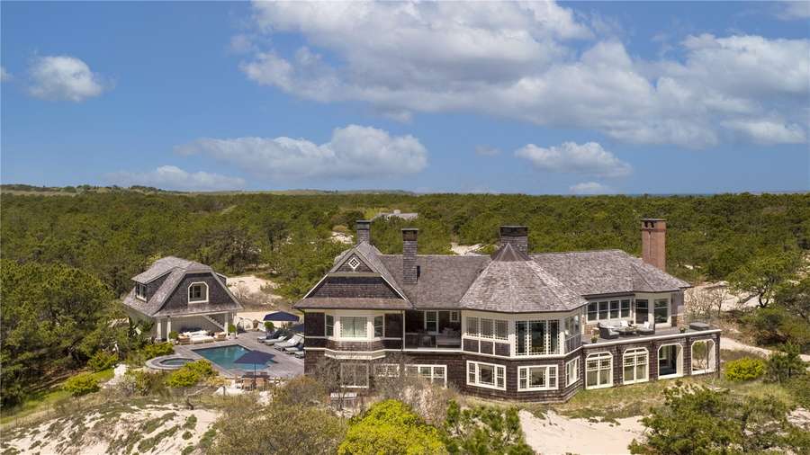 Shipwreck Drive, Amagansett, New York Property for sale Savills