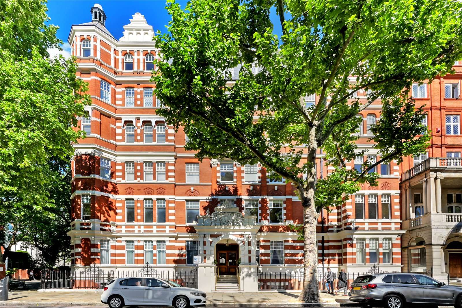 Queen's Gate, London, SW7 5HE Property for sale Savills