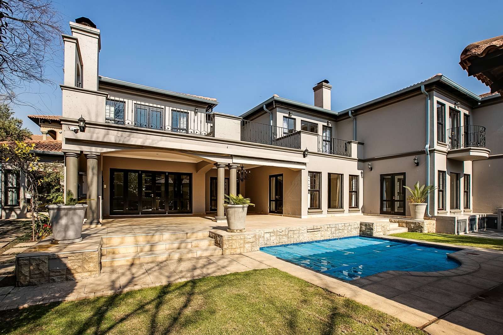 Villa Monterey, Bryanston, Johannesburg, 2191 Bất động sản để bán