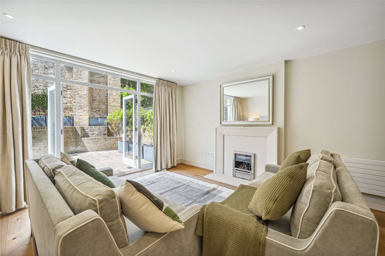 Radhus uthyres i Sloane Square Underground, London, England | Savills