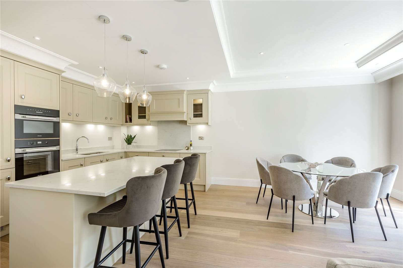 Sunningdale Villas, London Road, Sunningdale, Berkshire, SL5 0LE New