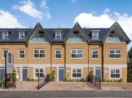 Savills Properties For Sale In Berkshire England