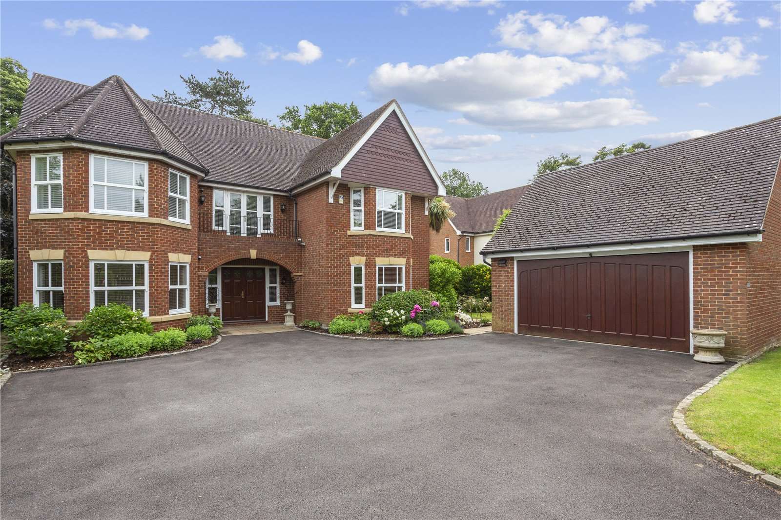 Ridgemount Road, Sunningdale, Berkshire, SL5 9RW Property for sale