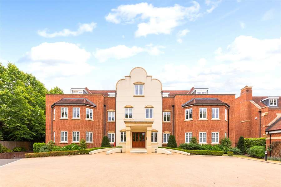 Laggan House, Lady Margaret Road, Sunningdale, Berkshire, SL5 9QH Property for sale Savills